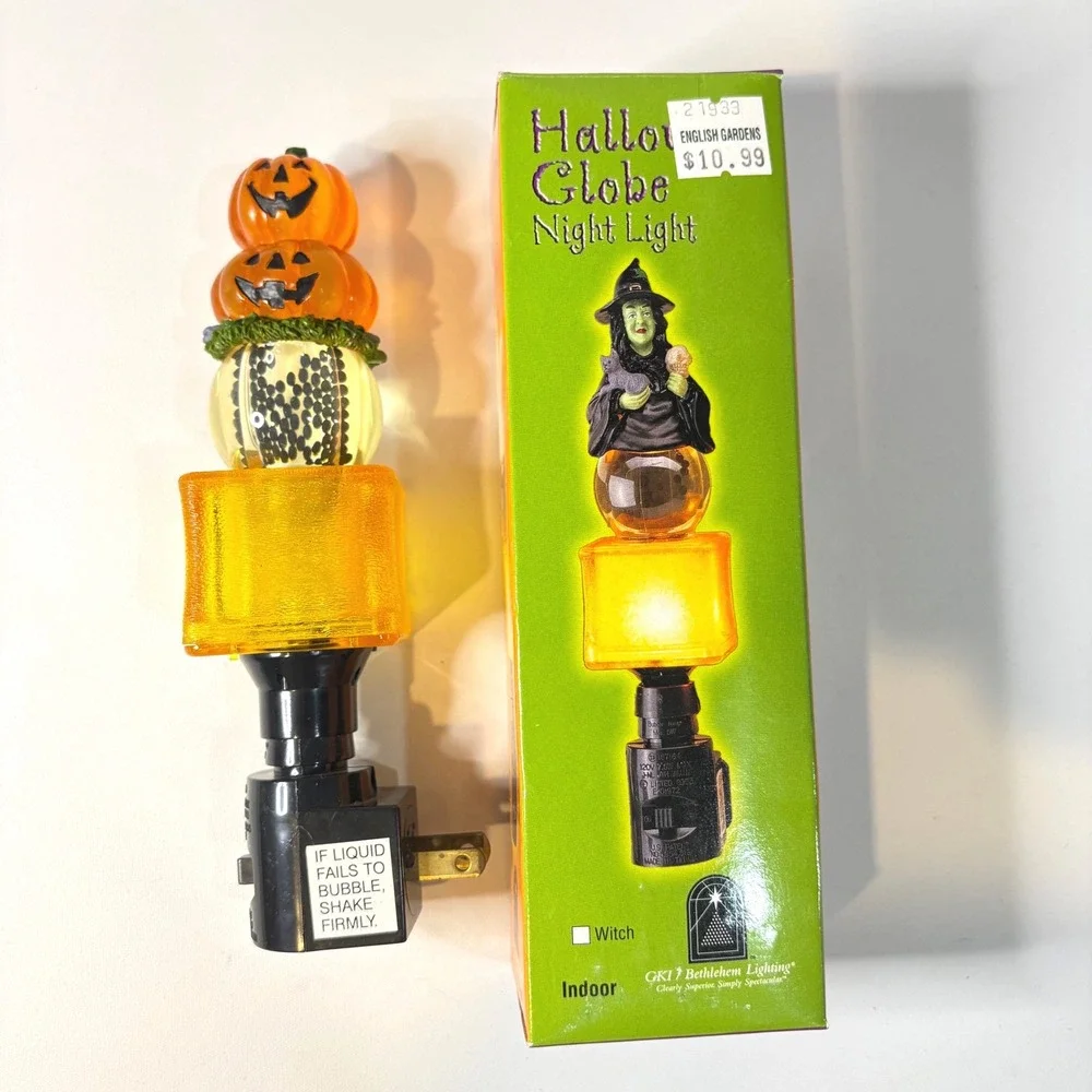 GKI Bethlehem Lighting Halloween Globe Night Light Stacked Pumpkins 727365 Box
